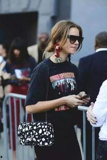 吃瓜群众穿衣搭配图,跟随潮流，解锁夏日穿搭新姿势