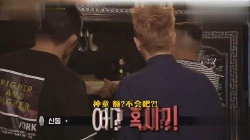 吃瓜群众憋笑视频,笑料横生！吃瓜群众憋笑视频集锦