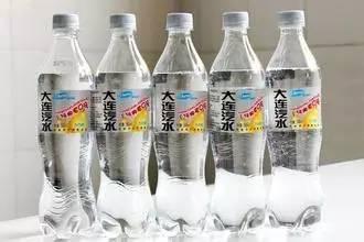 吃瓜群众一瓶饮料,揭秘网红饮品背后的故事