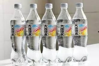 吃瓜群众一瓶饮料,揭秘网红饮品背后的故事